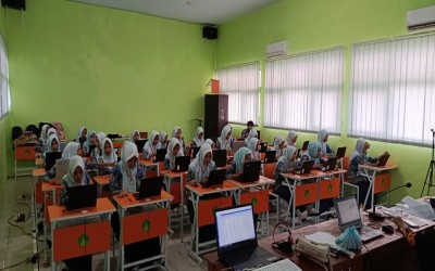 Ujian Madrasah: Pilar Evaluasi Pendidikan Berbasis Keagamaan